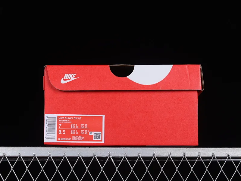 All Categories Nk SB Dunk Series Nk SB Dunk Low Low-top sneakers F version LeBron James